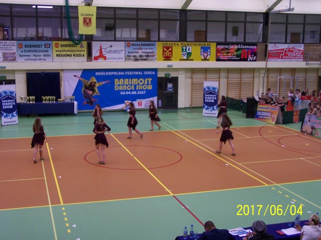 dz 4